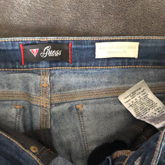 Guess Jeans - Picture 3 of 6
